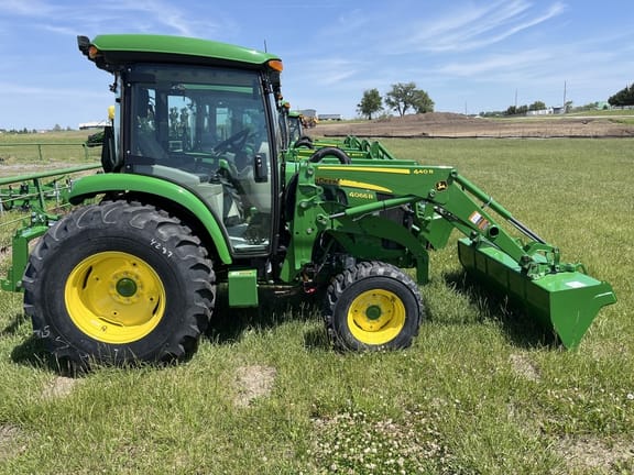 2026 John Deere 4066R Equipment Image0