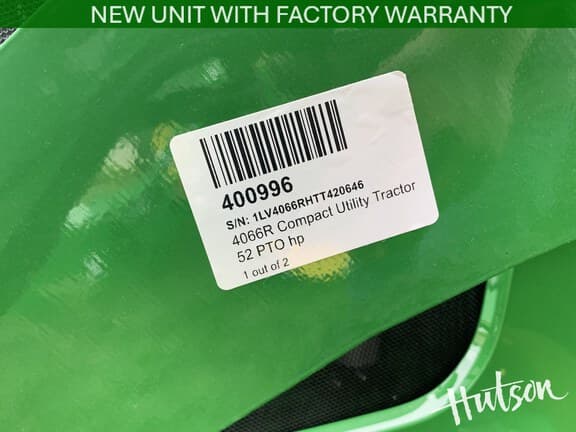 Image of John Deere 4066R equipment image 4