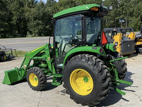 Image of John Deere 4066R equipment image 3