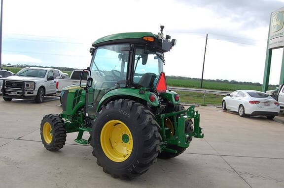 Image of John Deere 4075R equipment image 4
