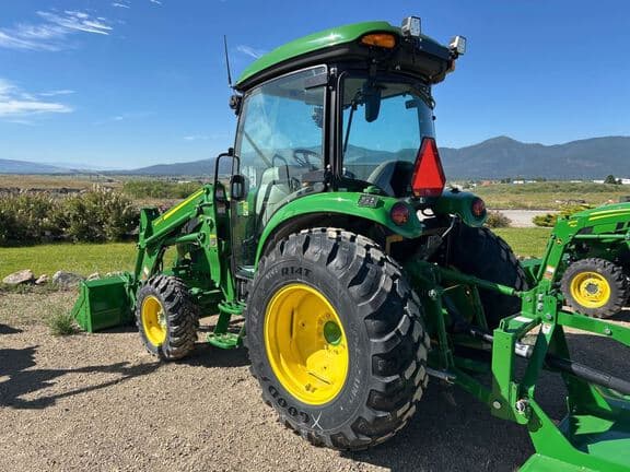 Image of John Deere 4075R equipment image 2