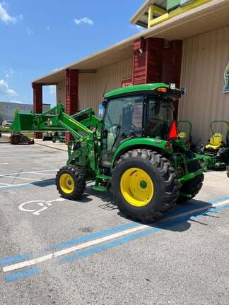 Image of John Deere 4075R equipment image 2
