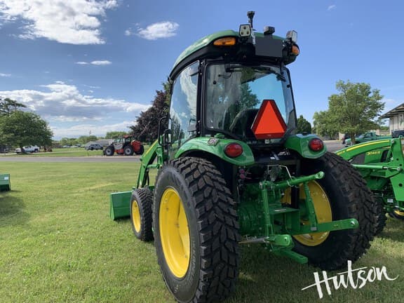 Image of John Deere 4075R equipment image 2
