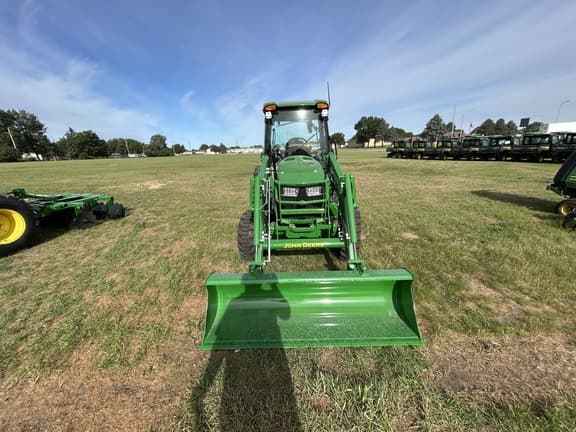 Image of John Deere 4075R Image 1