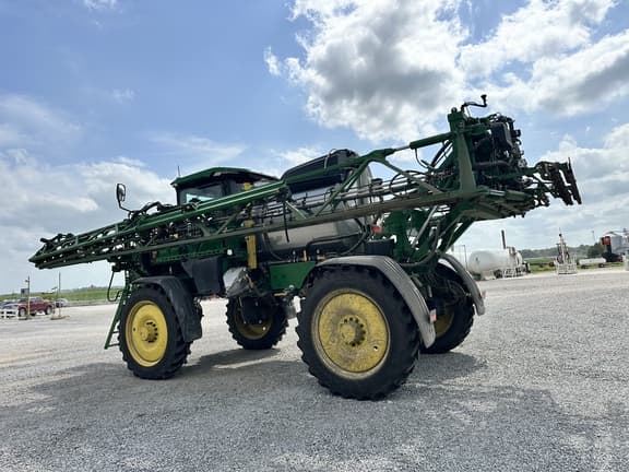 Image of John Deere 412R equipment image 4