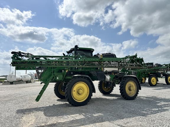 Image of John Deere 412R equipment image 1