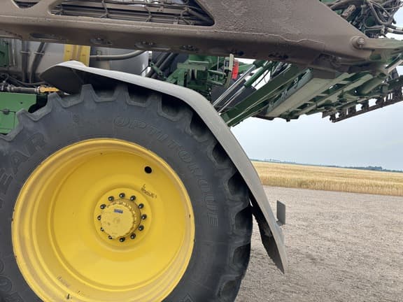 Image of John Deere 412R equipment image 1