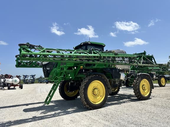 Image of John Deere 412R equipment image 1