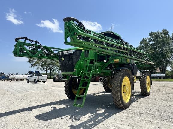 Image of John Deere 412R Primary image