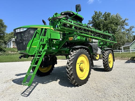 Image of John Deere 412R Primary image