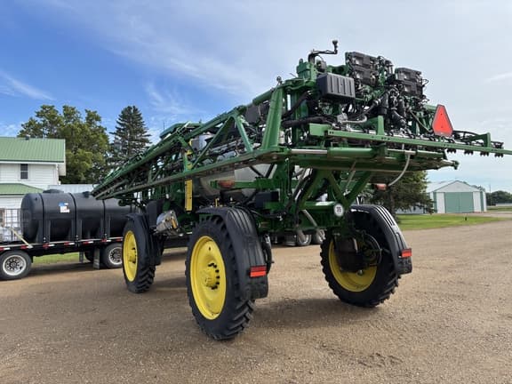 Image of John Deere 412R equipment image 3