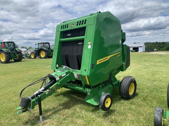 Image of John Deere 451E equipment image 4