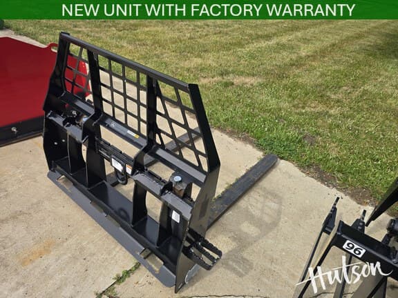 Image of John Deere Pallet Forks equipment image 2