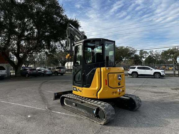Image of John Deere 50P equipment image 3