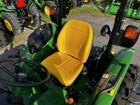 Image of John Deere 5050E equipment image 4