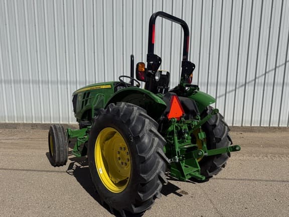 Image of John Deere 5050E equipment image 2