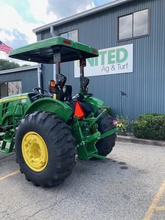 Image of John Deere 5050E equipment image 1