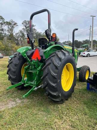 Image of John Deere 5050E equipment image 2