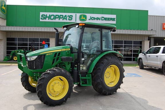 2026 John Deere 5060E Equipment Image0