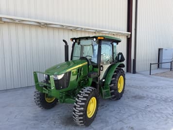 Main image John Deere 5060E