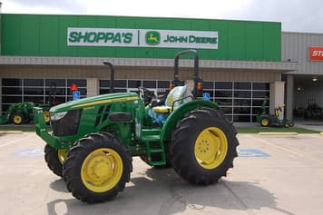 Main image John Deere 5060E