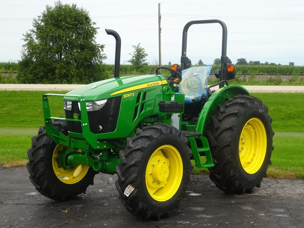 2026 John Deere 5067E Equipment Image0
