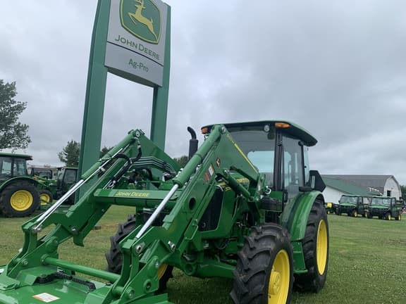 Image of John Deere 5067E equipment image 4