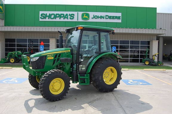 2026 John Deere 5067E Equipment Image0