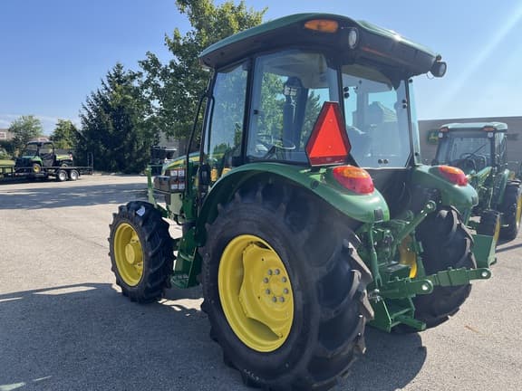 Image of John Deere 5075E equipment image 2