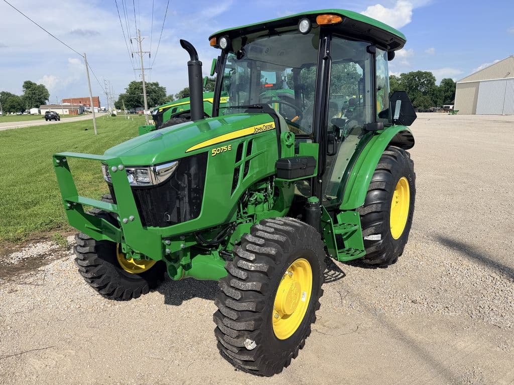 Image of John Deere 5075E Primary image