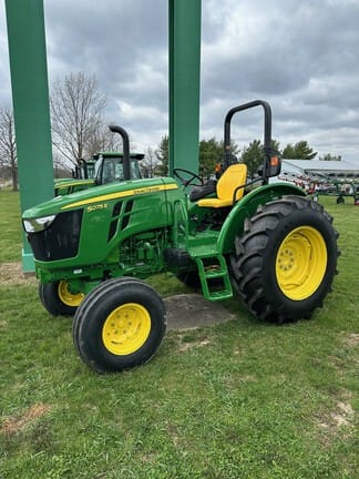 2026 John Deere 5075E Equipment Image0