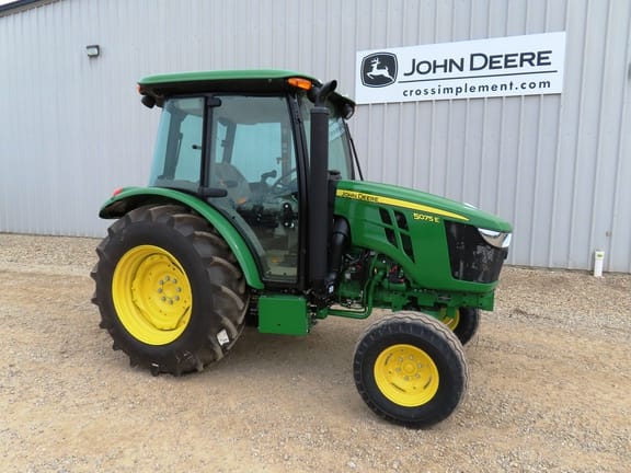 2026 John Deere 5075E Equipment Image0