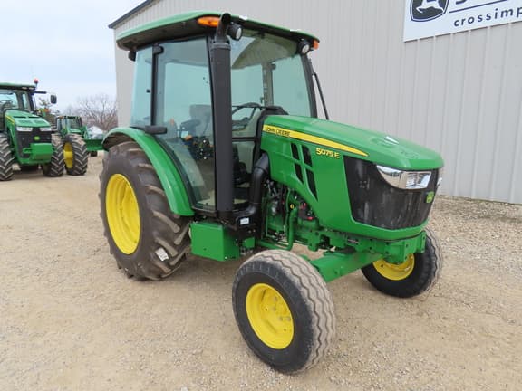 Image of John Deere 5075E equipment image 2