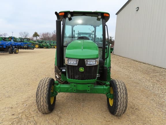 Image of John Deere 5075E equipment image 3