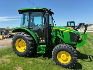 Main image John Deere 5075E