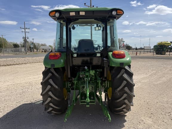 Image of John Deere 5075E equipment image 3