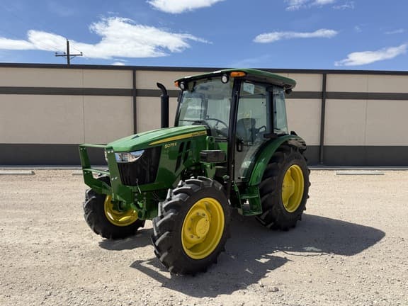 Image of John Deere 5075E Primary image