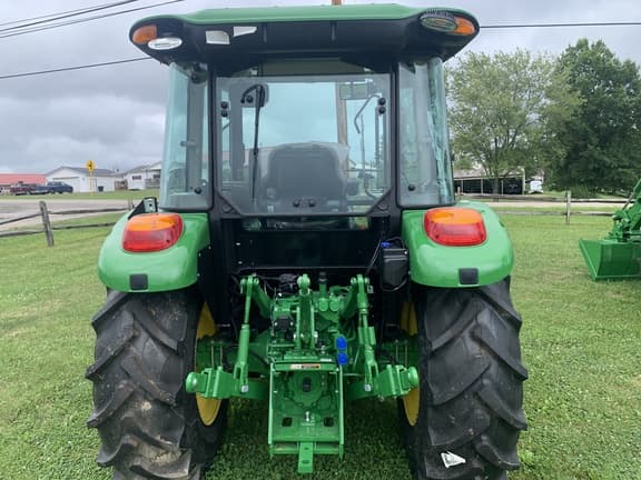 Image of John Deere 5075E equipment image 3