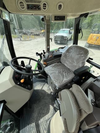 Image of John Deere 5090E equipment image 3