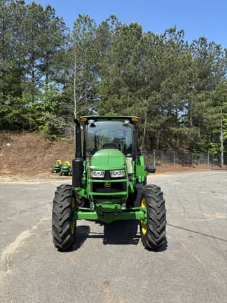 Image of John Deere 5090E equipment image 1