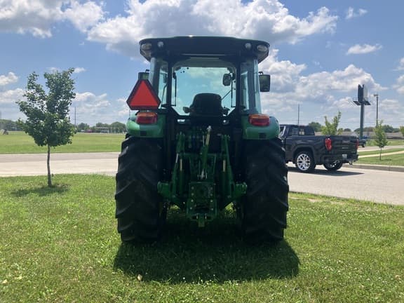Image of John Deere 5095M equipment image 2