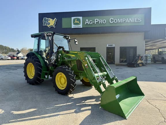 Image of John Deere 5095M equipment image 1