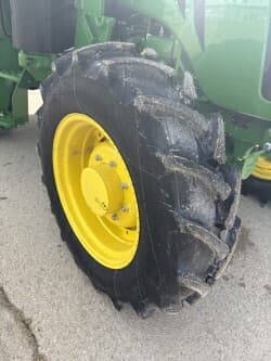 Image of John Deere 5100E equipment image 4