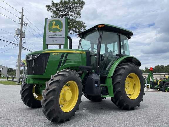 2026 John Deere 5100E Equipment Image0