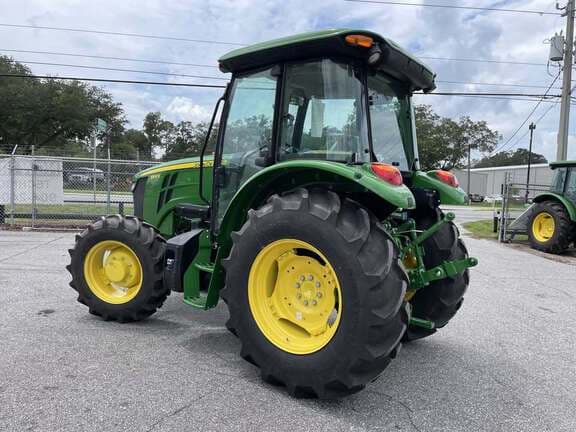Image of John Deere 5100E equipment image 1