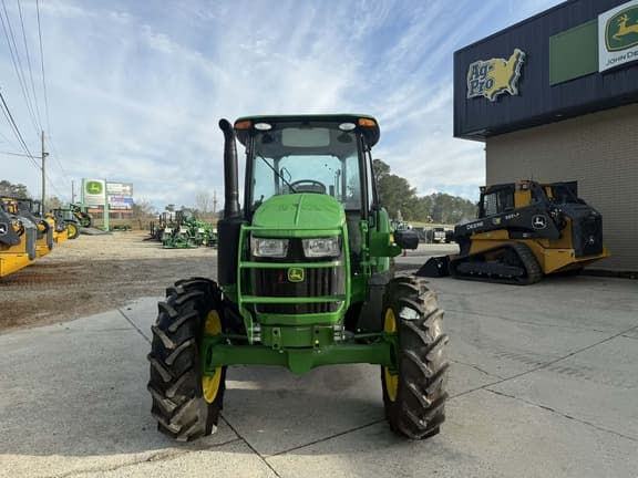 Image of John Deere 5100E equipment image 3