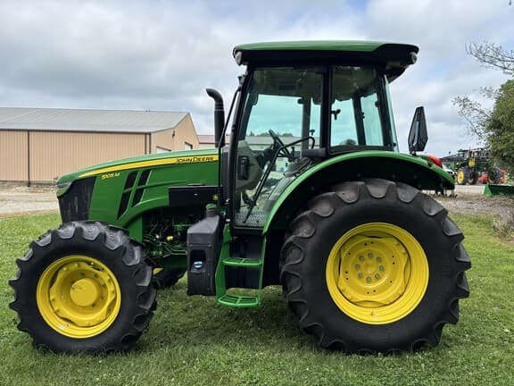 Image of John Deere 5105M equipment image 3