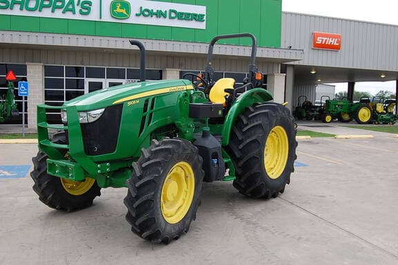 Image of John Deere 5105M equipment image 1