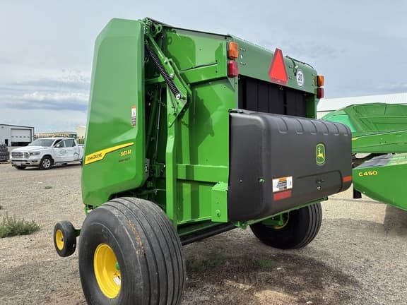 Image of John Deere 561M equipment image 3