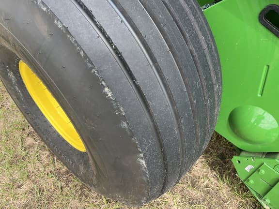 Image of John Deere 561M equipment image 2